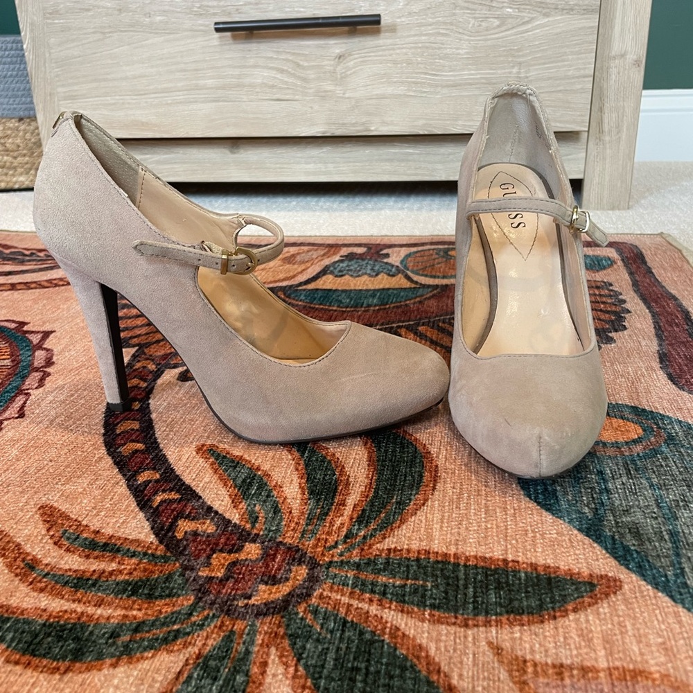 GUESS Mary Jane Women's Heels